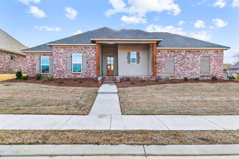 109 St Martin St, Madison, MS 39110