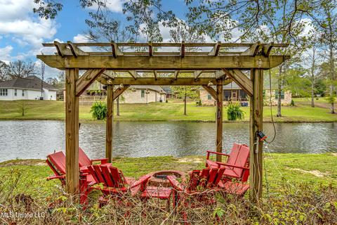 409 N Lake Dr, Brandon, MS 39042 photo 2