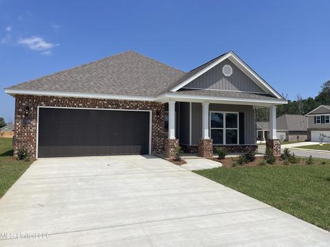 15606 Hawick Ln, Biloxi, MS 39532