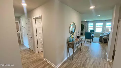 1060 Enclave Cir, Long Beach, MS 39560