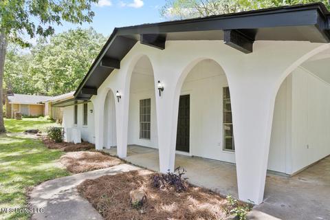 109 Forest Point Dr, Brandon, MS 39047 photo 2