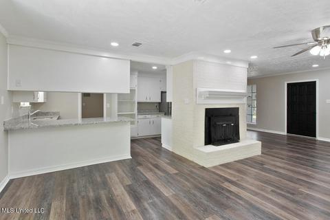 109 Forest Point Dr, Brandon, MS 39047 photo 7