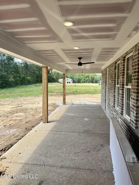 14276 Hidden Loop Loop, Byhalia, MS 38611 photo 17