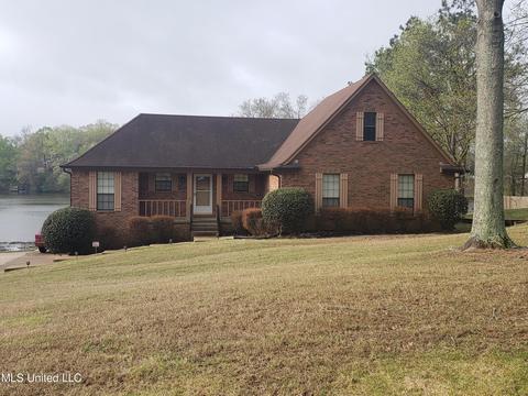 4539 Big Horn Dr N Dr, Nesbit, MS 38651 photo 3