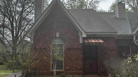 2172 Pleasant Grove Dr, Hernando, MS 38632 photo 1