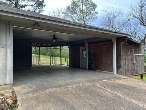 342 Maywood Cir, Jackson, MS 39211 photo 2