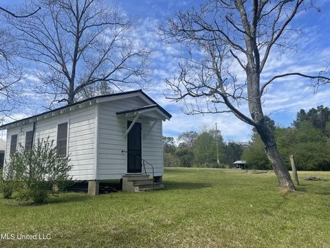 324 W Jackson Rd, Union, MS 39365 photo 4