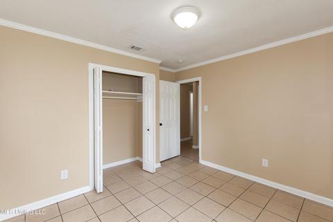 3825 Juniper St, Moss Point, MS 39563 photo 6