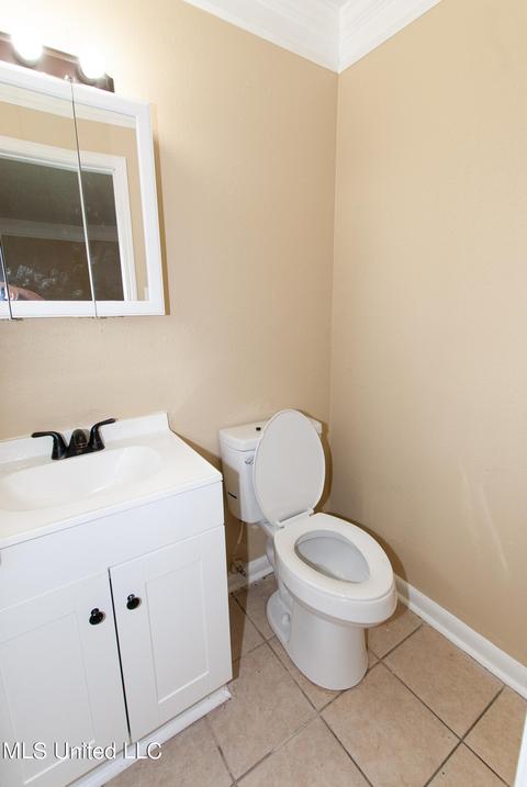 3825 Juniper St, Moss Point, MS 39563 photo 8