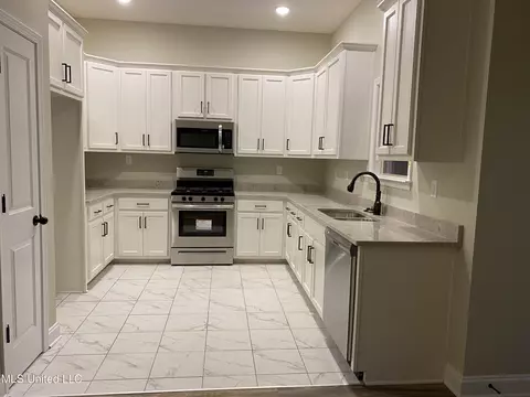 2176 W Watson Vw, Nesbit, MS 38651 photo 6
