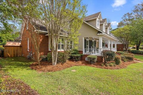 5133 Canton Heights Dr, Jackson, MS 39211 photo 2