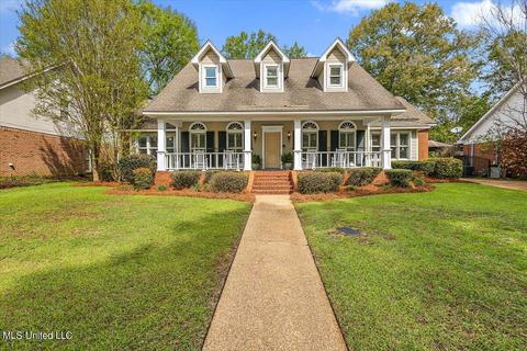 5133 Canton Heights Dr, Jackson, MS 39211