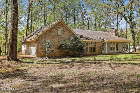 86 Riverbend Dr, Brandon, MS 39047 photo 2
