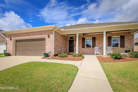 19497 Little Manatee St, Biloxi, MS 39532