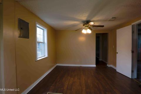 527 Singleton St, Canton, MS 39046 photo 19