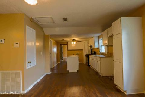 527 Singleton St, Canton, MS 39046 photo 14
