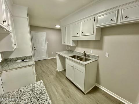 523 Greenmont Dr, Jackson, MS 39212 photo 6