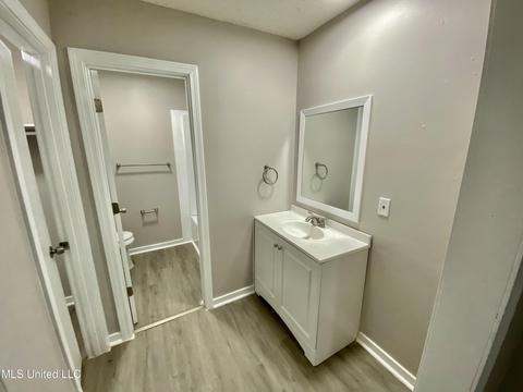 523 Greenmont Dr, Jackson, MS 39212 photo 18