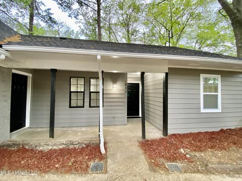523 Greenmont Dr, Jackson, MS 39212 photo 2