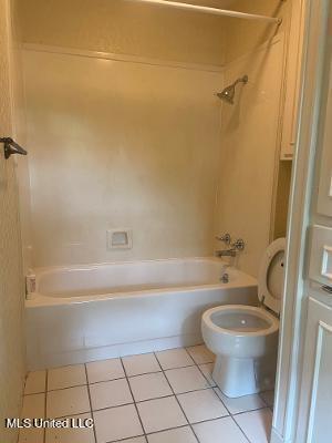 Bath - 2307 N Cheryl Dr, Jackson, MS 39211 photo 3 of 4