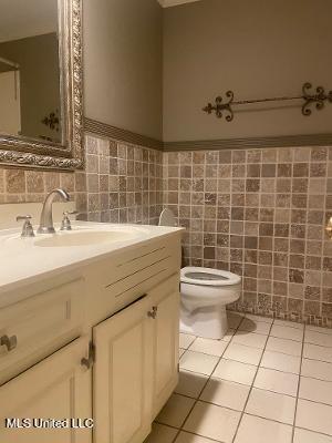 Bath - 2307 N Cheryl Dr, Jackson, MS 39211 photo 4 of 4