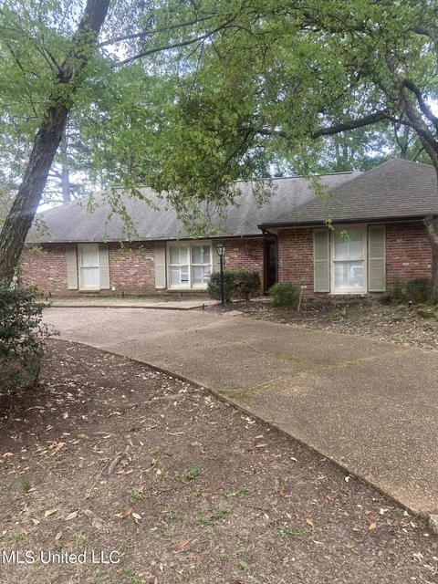 2307 N Cheryl Dr, Jackson, MS 39211