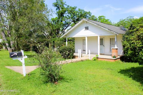 118 Don Vincent Rd, Lucedale, MS 39452