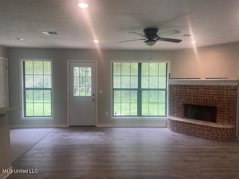 1105 Allen Rd, Terry, MS 39170 photo 5