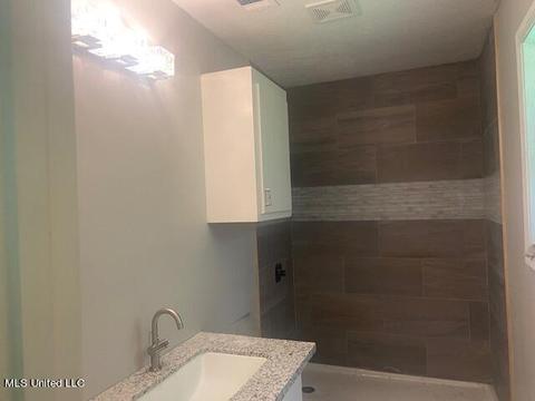 1105 Allen Rd, Terry, MS 39170 photo 10