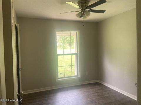 1105 Allen Rd, Terry, MS 39170 photo 9