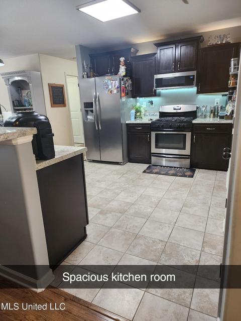 89 E Shady Lane Cv, Hernando, MS 38632 photo 9