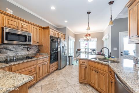 783 Saddle Creek Cv, Hernando, MS 38632 photo 12