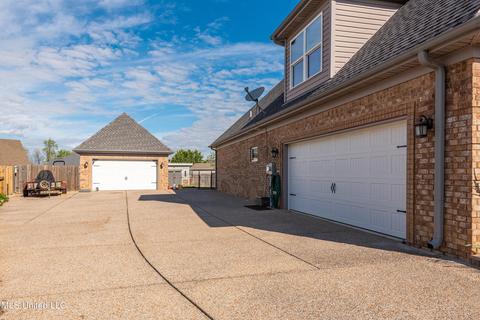 783 Saddle Creek Cv, Hernando, MS 38632 photo 4