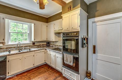 605 Meadowbrook Rd, Jackson, MS 39206 photo 18