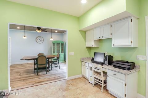 18064 Allen Rd, Long Beach, MS 39560 photo 10