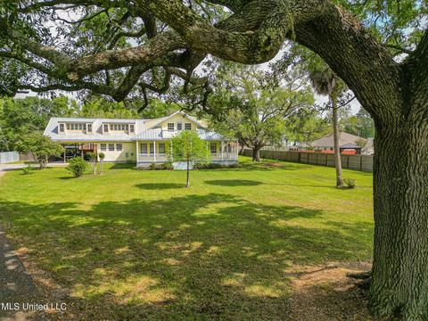 18064 Allen Rd, Long Beach, MS 39560 photo 2