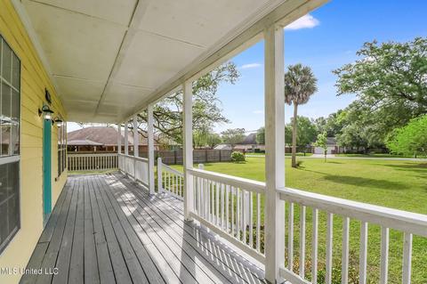 18064 Allen Rd, Long Beach, MS 39560 photo 4