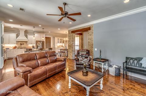 909 Cassidy Ln, Brandon, MS 39047 photo 8
