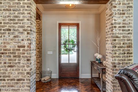 909 Cassidy Ln, Brandon, MS 39047 photo 4