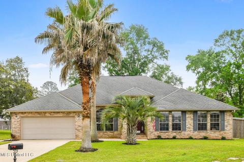 104 Oyster Catcher Cv, Ocean Springs, MS 39564