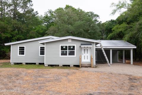 9005 Ollie Vice Rd, Moss Point, MS 39562