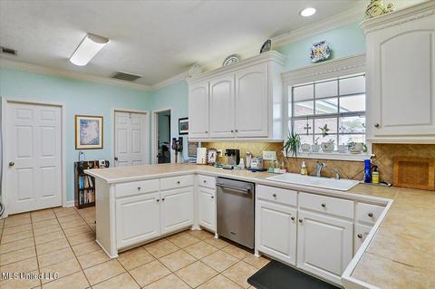 147 Appleridge Dr, Brandon, MS 39047 photo 8