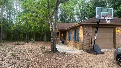 2024 Brasher Rd, Biloxi, MS 39532 photo 2
