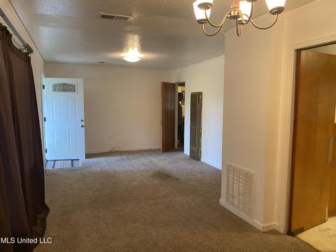 170 Hillcrest St, Jackson, MS 39213 photo 3