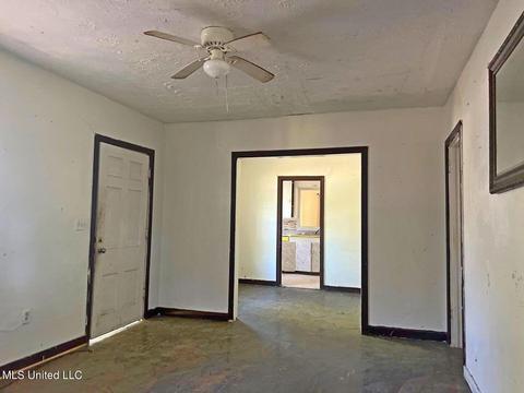 384 Hanging Moss Cir, Jackson, MS 39206 photo 6