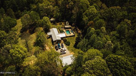 3753 Sparta Rd, Holcomb, MS 38940 photo 4