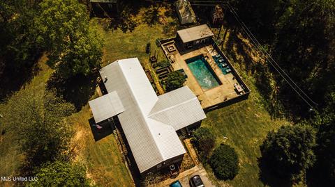 3753 Sparta Rd, Holcomb, MS 38940 photo 2