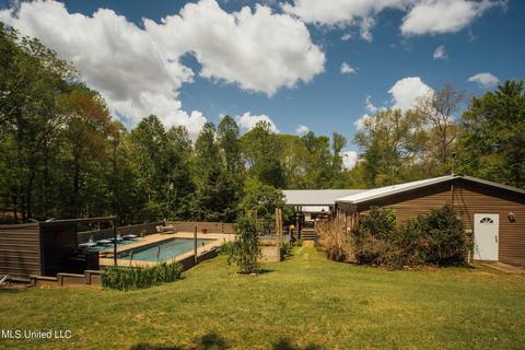 3753 Sparta Rd, Holcomb, MS 38940 photo 9