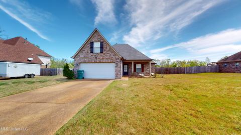 2796 S Flora Lee Dr, Nesbit, MS 38651