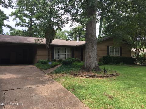 1940 Cherokee Dr, Jackson, MS 39211